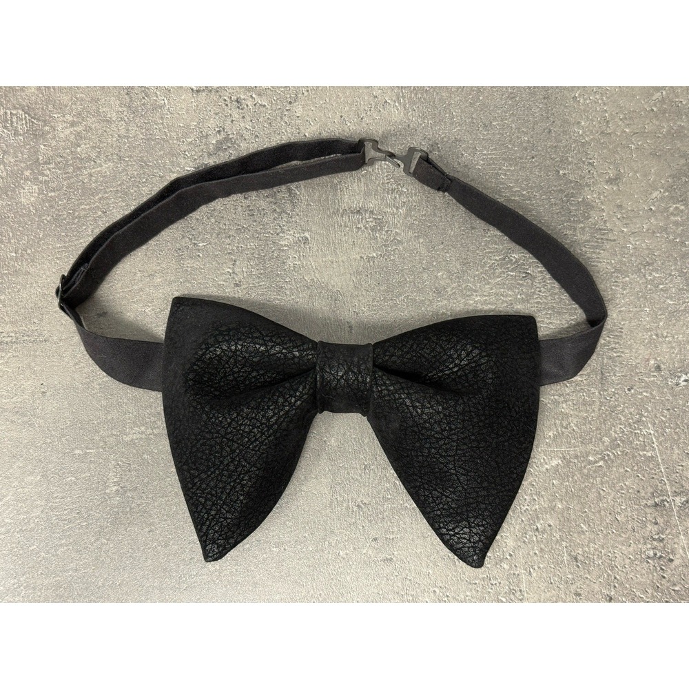 Handmade Black Faux Leather Bow tie Vintage style 70s Bowtie Pretied Formal Prom